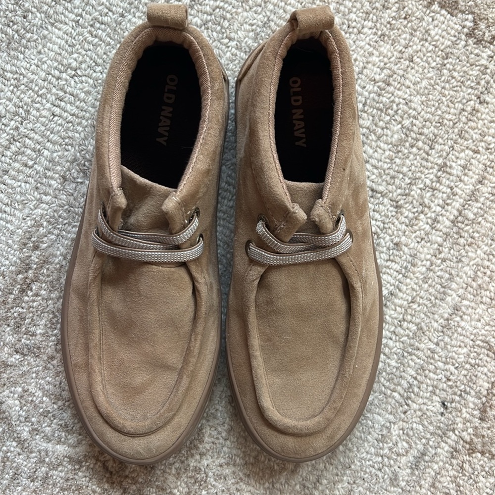 Old Navy Boys casual shoes  size 2 - Picture 3 of 4